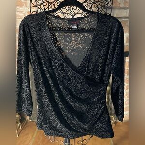 Clothing Co by Notations Elegant Black Floral Blouse